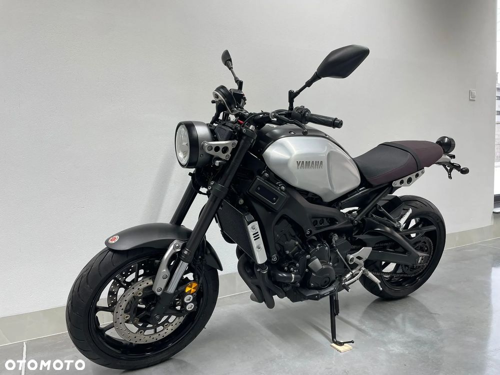 Yamaha XSR - 18