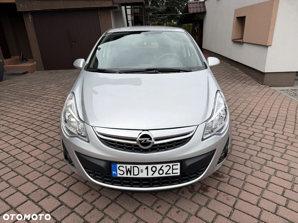 Opel Corsa 1.2 16V Essentia - 34