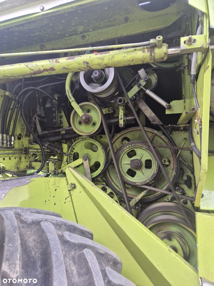 Claas Dominator 98S - 9