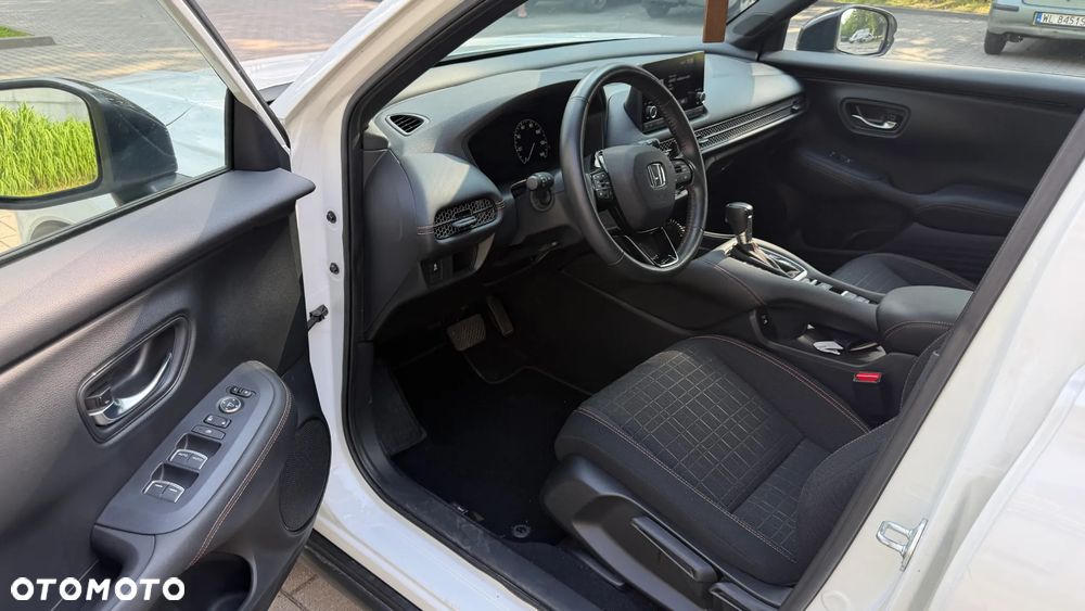 Honda ZR-V 2.0 i-MMD HEV Sport BSI/CTM 2WD CVT - 11