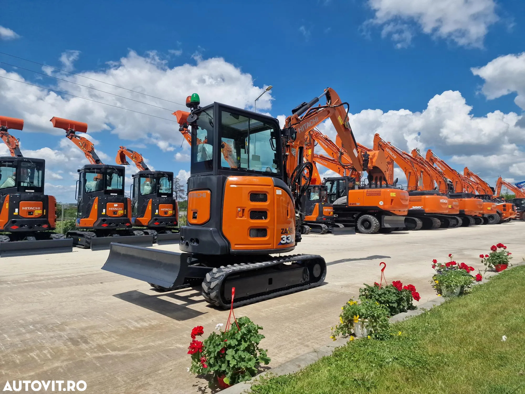 Hitachi ZX33, 3,7 tone, 2023/05, 1.163h, CUPLA RAPIDA+3 CUPE NOI, Senile 80% bune, Instalatia de picon pe brate, Sistem antifurt, Aer conditioinat, adanc sapare 4mc, ridica tevi de 2,5tone, STARE FOARTE BUNA< CA NOU, posibilitate leasing 4 ani-36900 EUR+Tva - 8