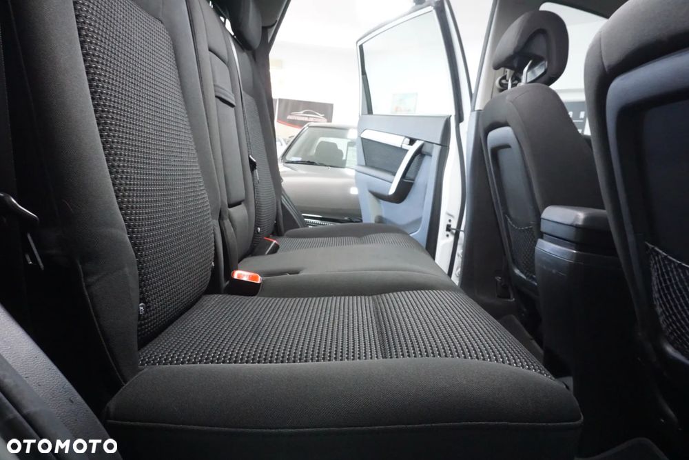 Chevrolet Captiva 2.2 Diesel 2WD LS - 19