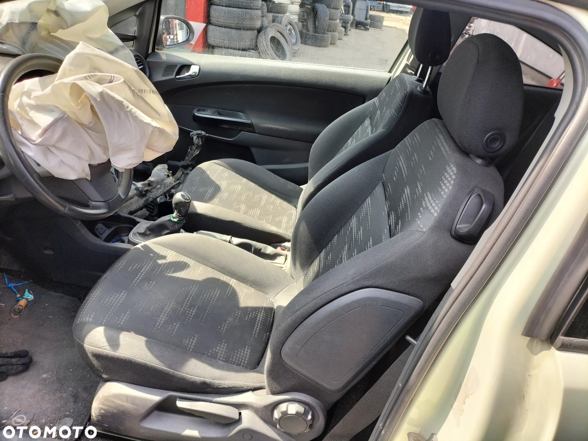 DRZWI LEWE PRAWE PRZÓD OPEL CORSA D 3D LIFT 2011r KOD LAK. Z30R - 23