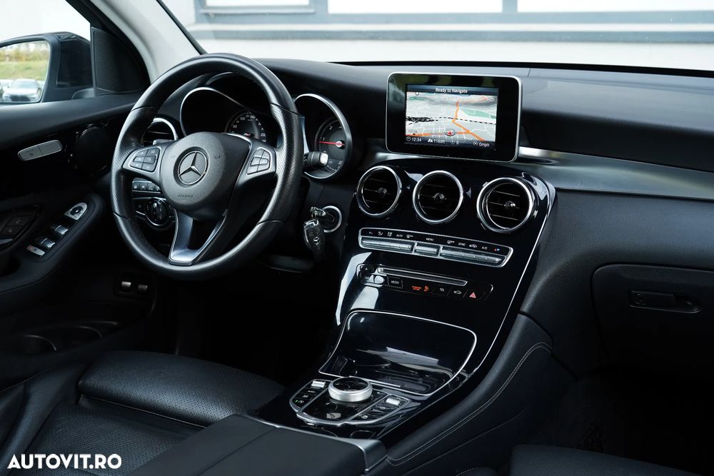 Mercedes-Benz GLC 250 d 4Matic 9G-TRONIC AMG Line - 14