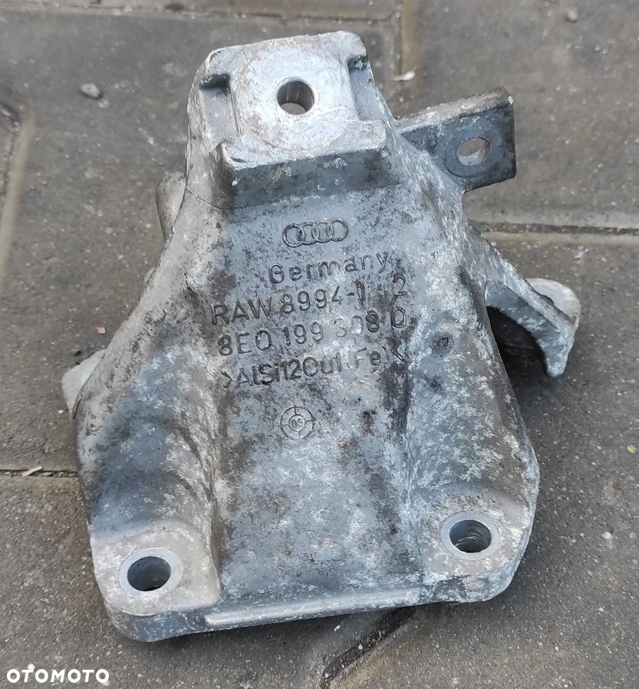ŁAPA SILNIKA PRAWA 8E0199308D AUDI A4 B6/B7 - 1