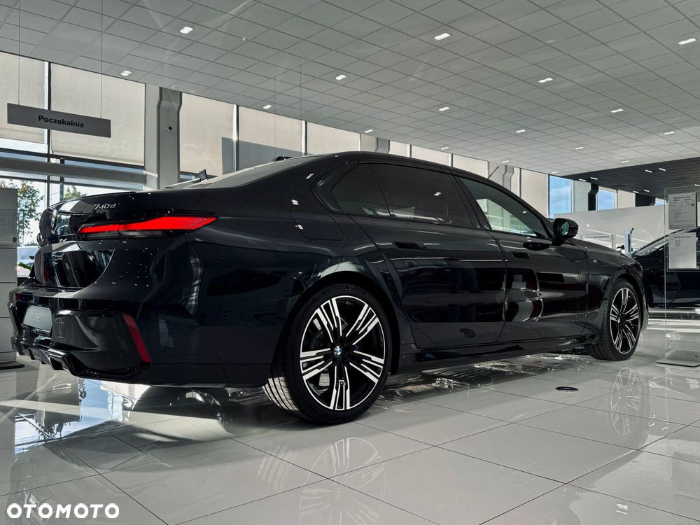 BMW Seria 7 - 8