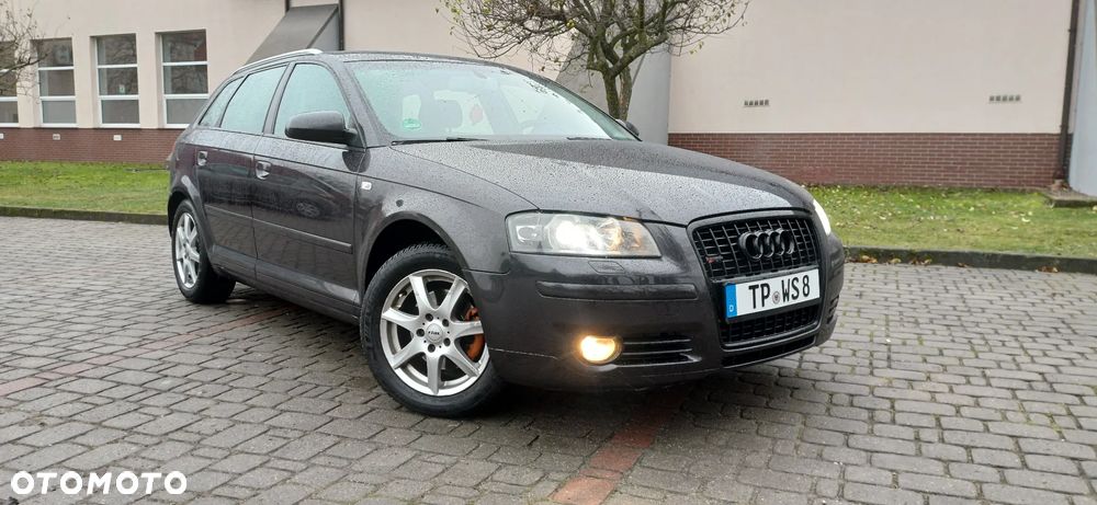 Audi A3 Sportback 2.0 TDI DSG S line Sportpaket plus - 2