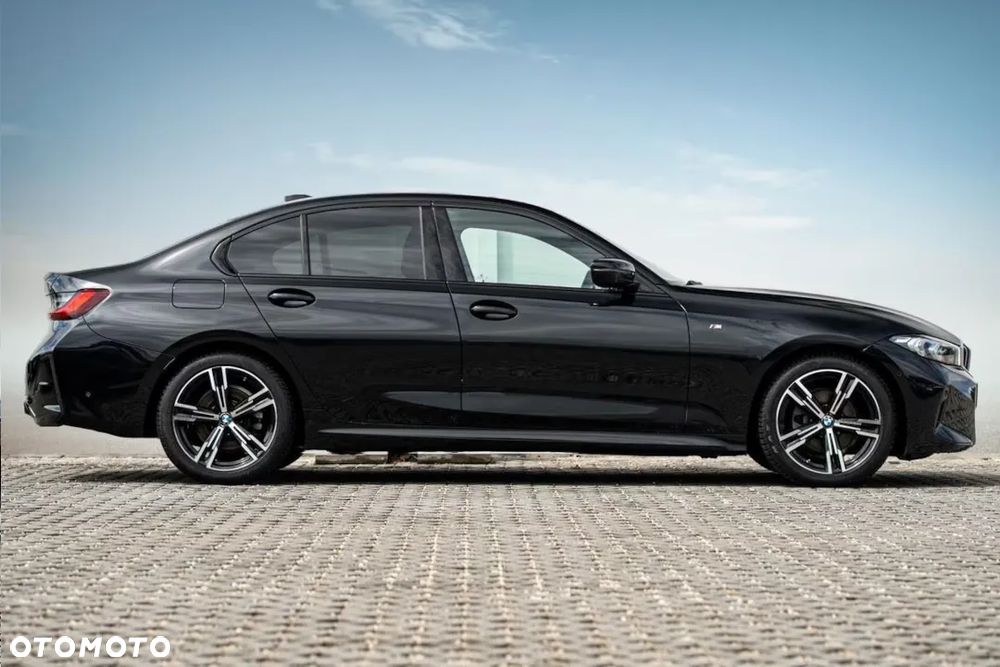 BMW Seria 3 318i M Sport - 5