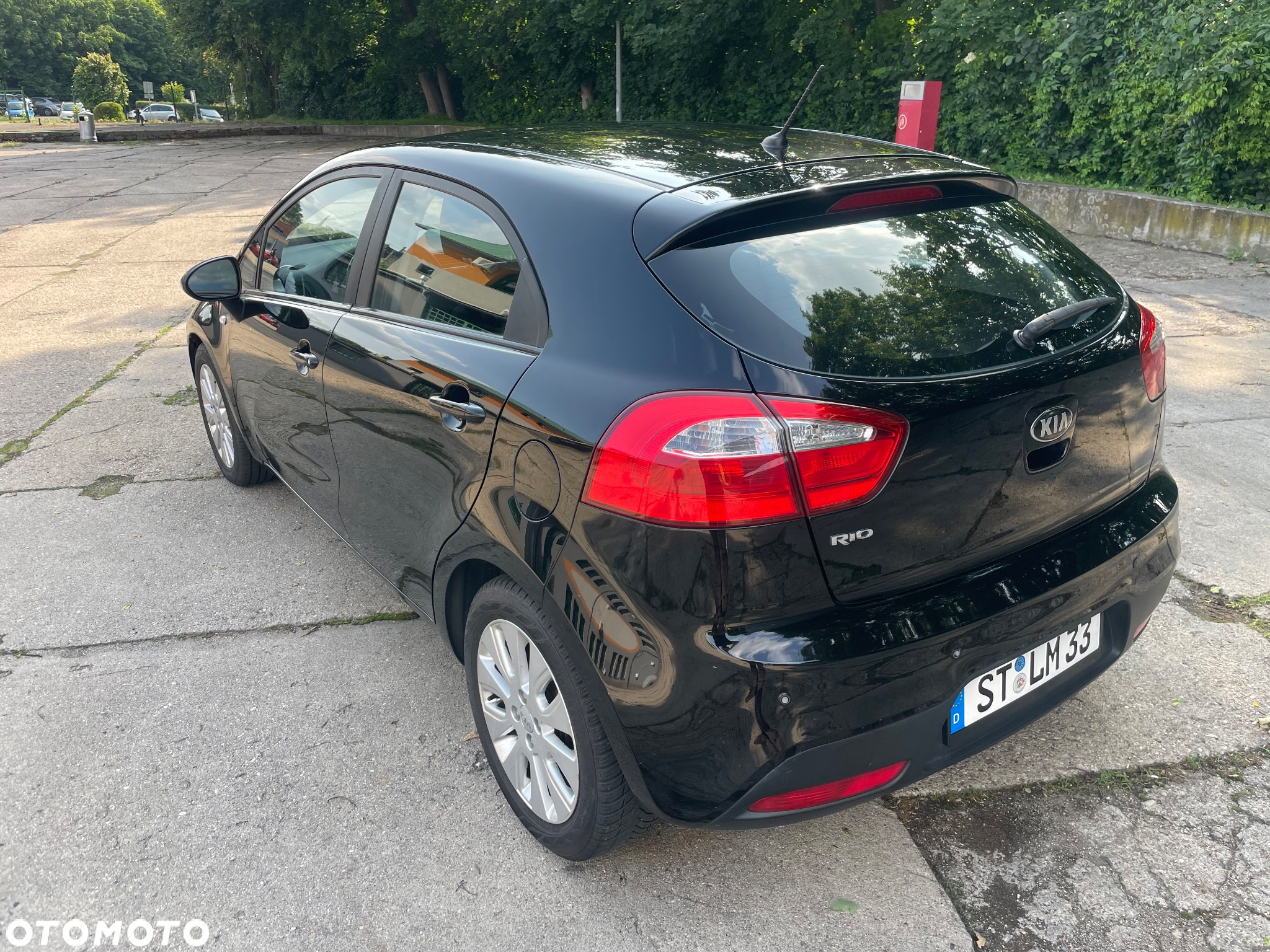 Kia Rio - 6