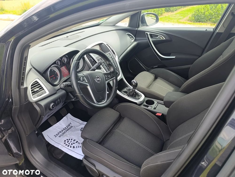 Opel Astra 2.0 CDTI Cosmo - 9