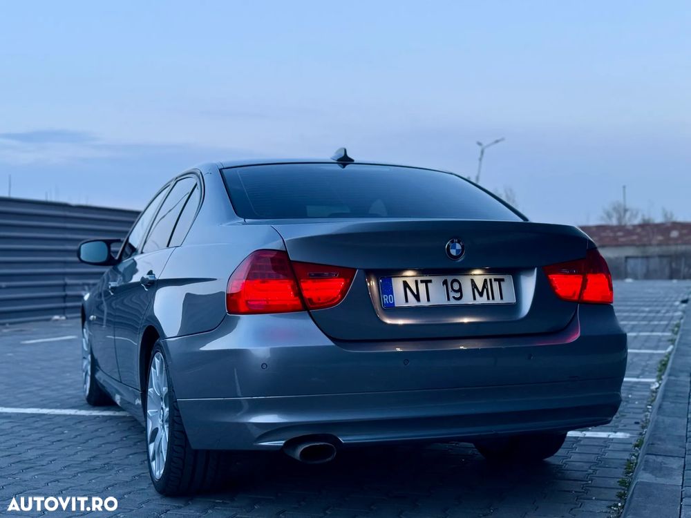 BMW Seria 3 320d - 7