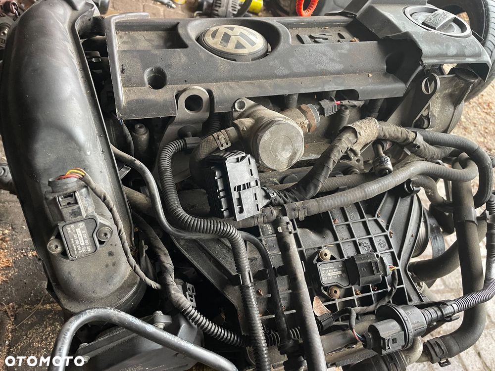 VW PASSAT B7 SILNIK 1.4 CAX GOŁY - 2