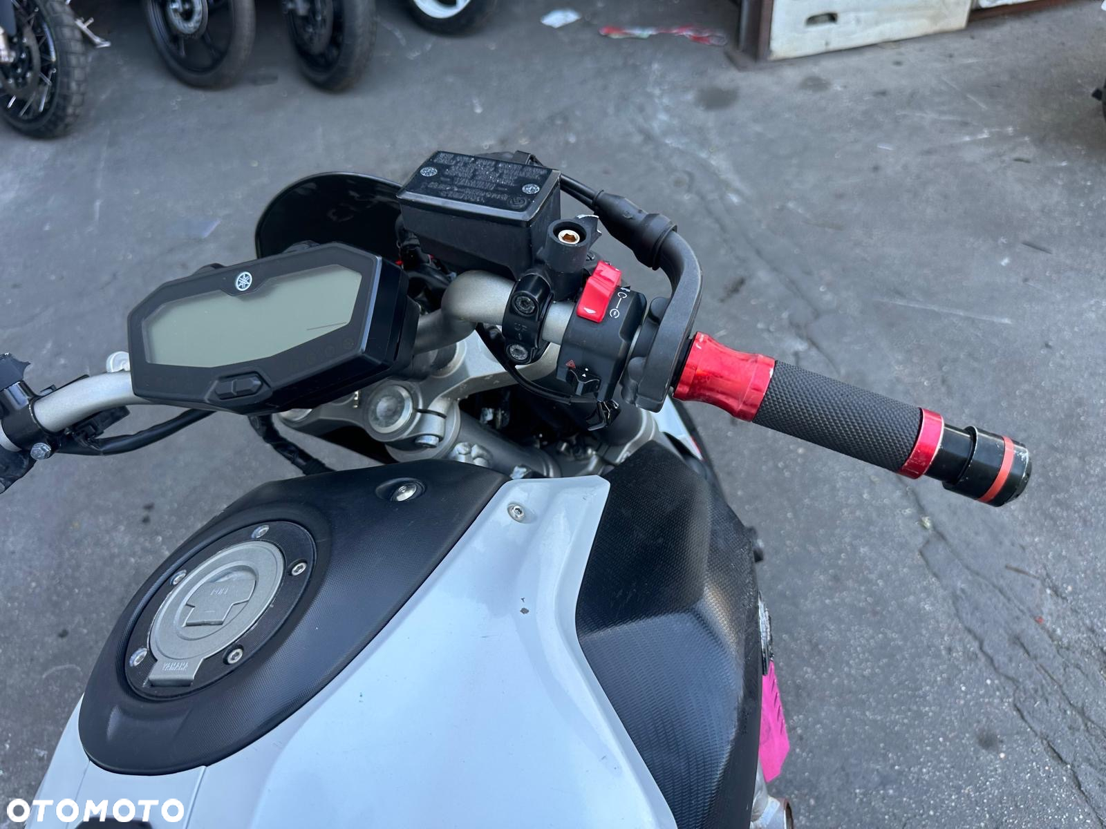 Yamaha MT - 5