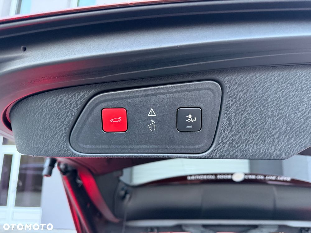 Peugeot 3008 1.2 PureTech Allure S&S EAT6 - 10