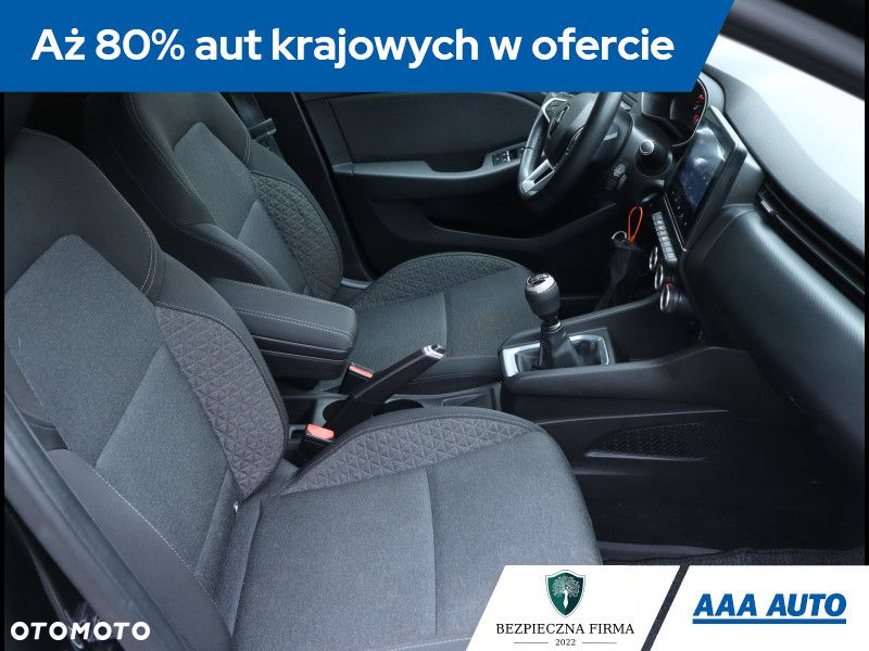 Renault Clio - 10