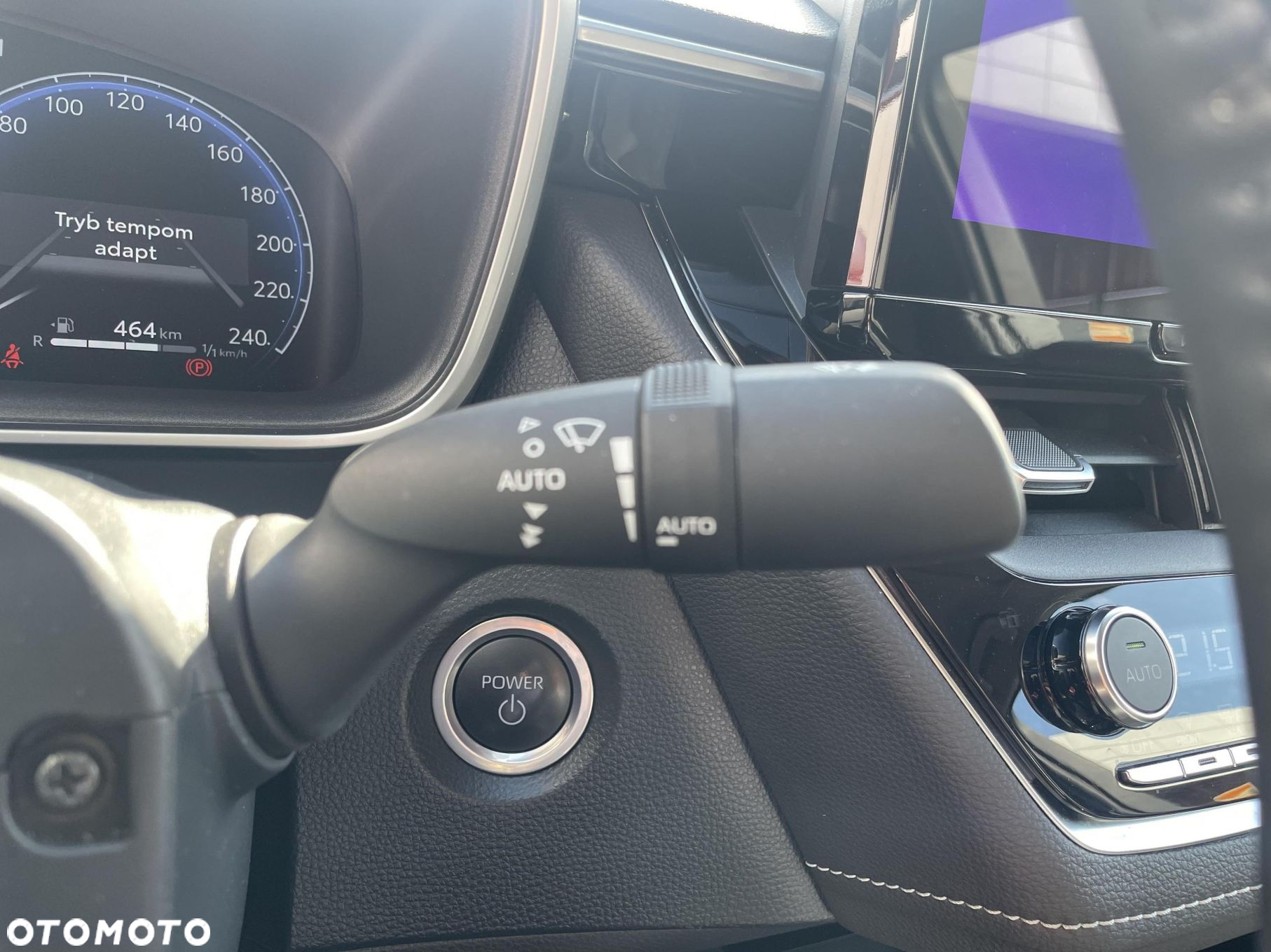 Toyota Corolla 1.8 Hybrid Style - 13