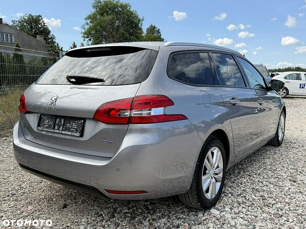 Peugeot 308 - 6