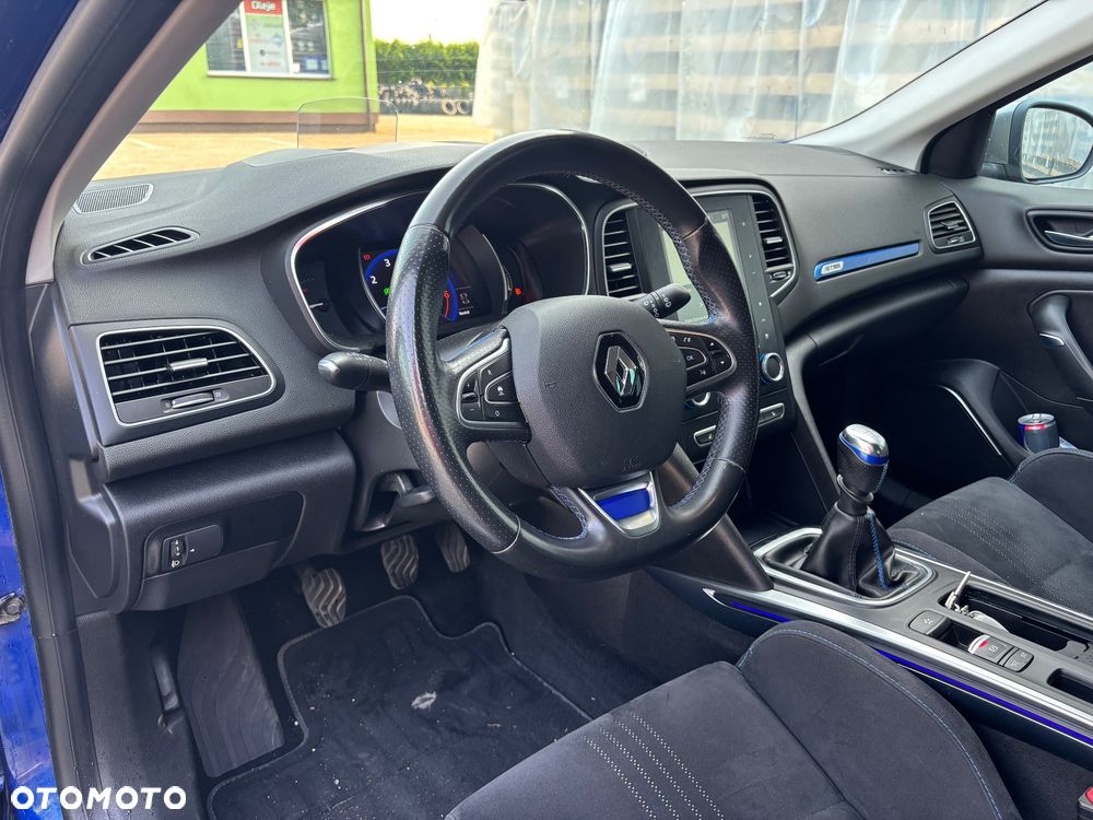 Renault Megane TCe 140 GPF GT LINE - 15