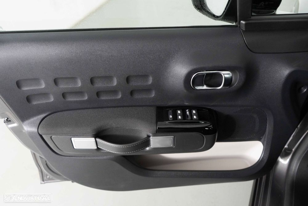 Citroën C3 1.2 PureTech Shine Pack - 19