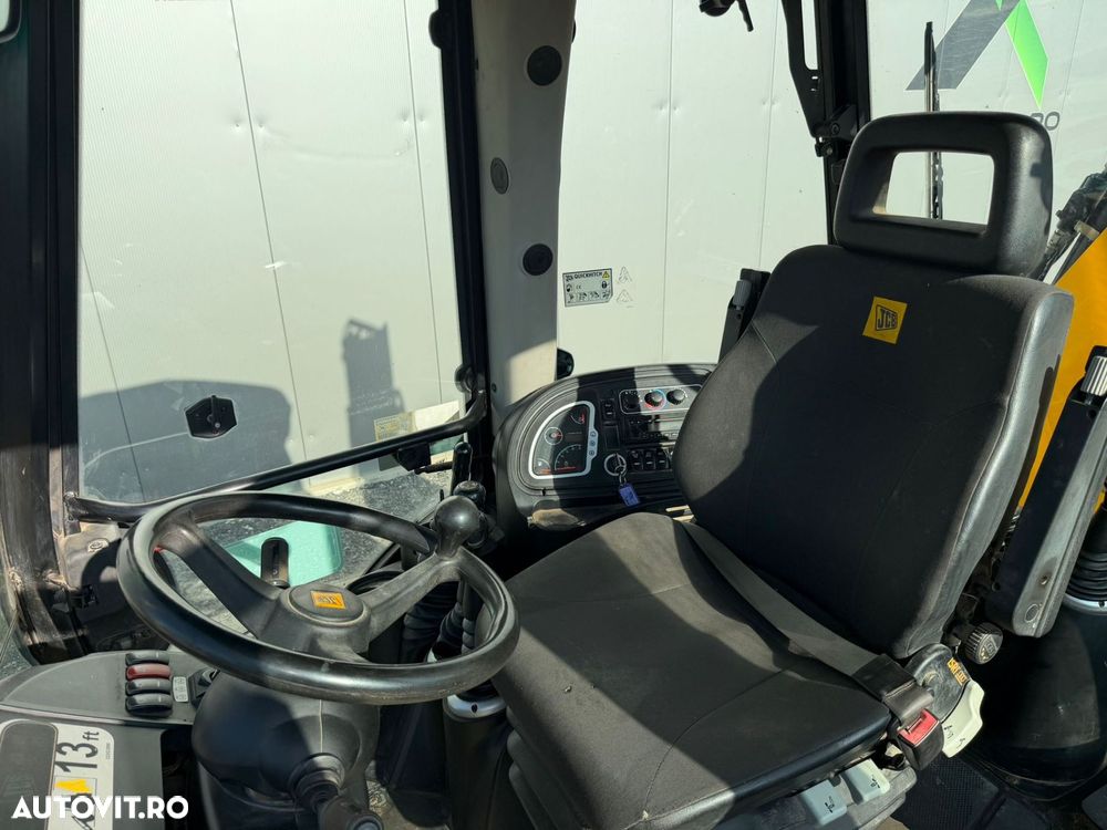 JCB 3CX Buldoexcavator - 6