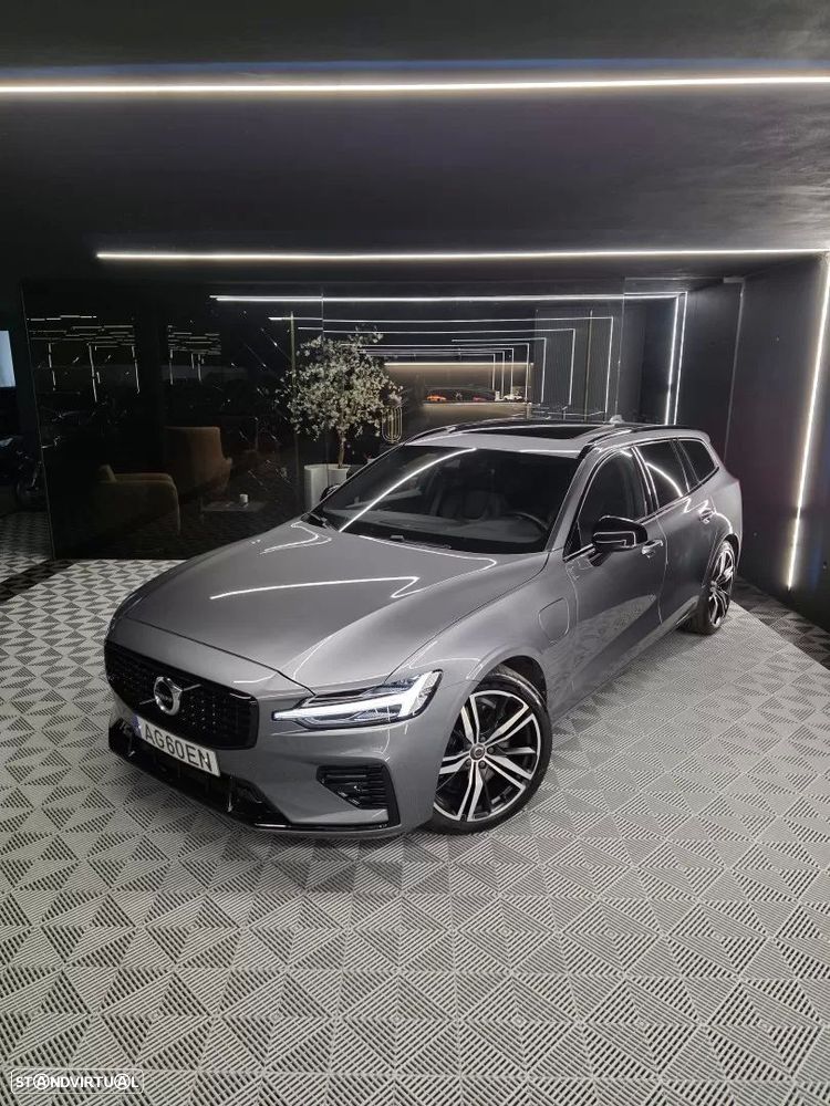 Volvo V60 2.0 T6 AWD TE R-Design - 3