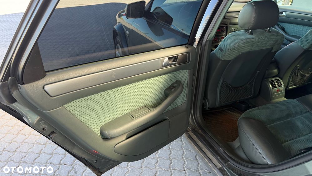 Audi A6 Allroad 2.5 TDI Quattro - 22