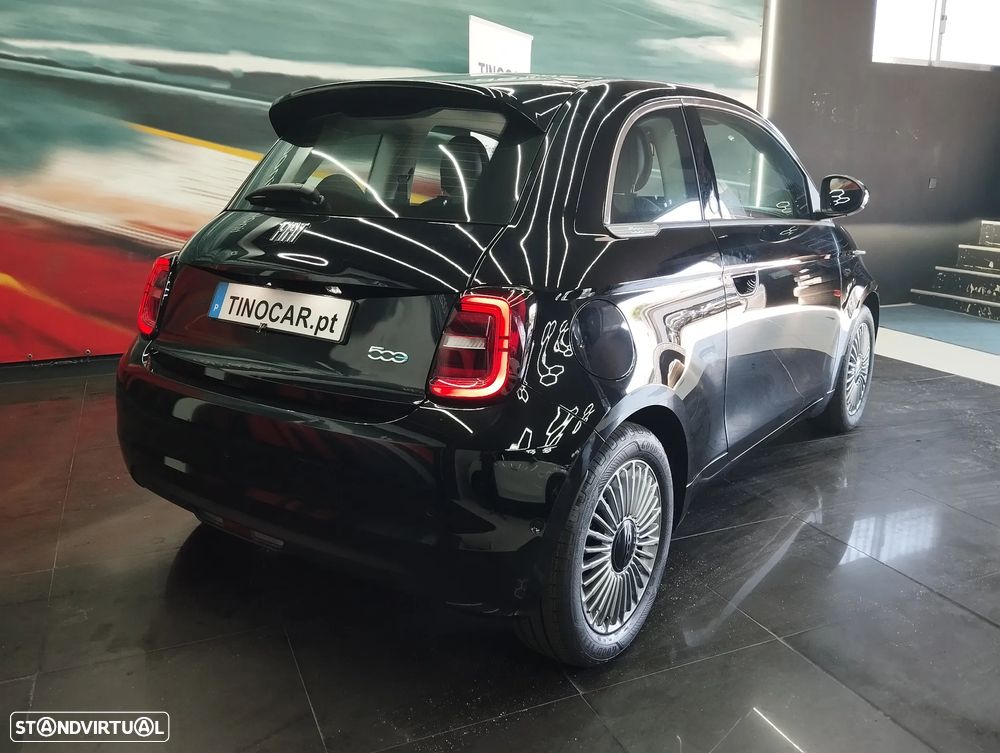 Fiat 500e (RED) - 5