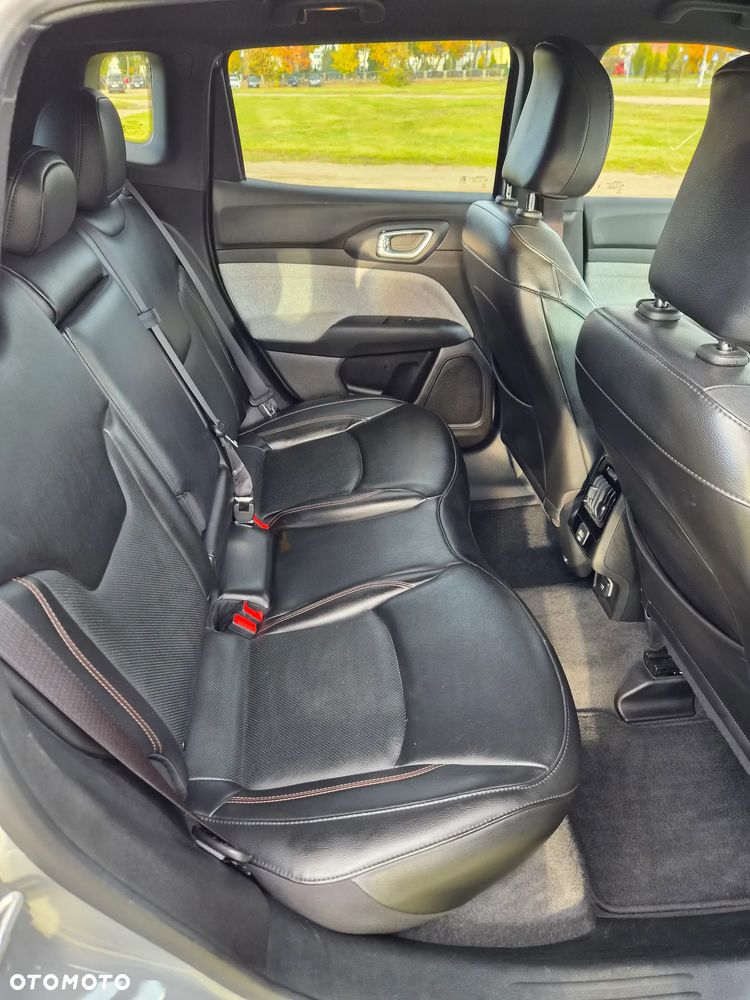 Jeep Compass - 9