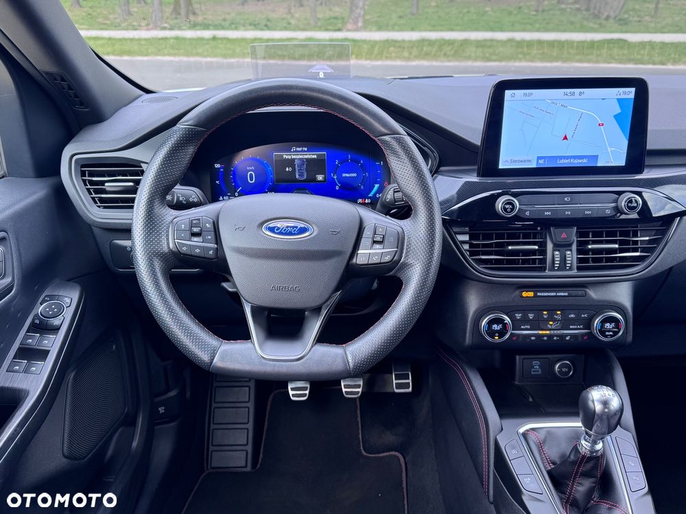 Ford Kuga 2.0 EcoBlue Hybrid ST-LINE - 29