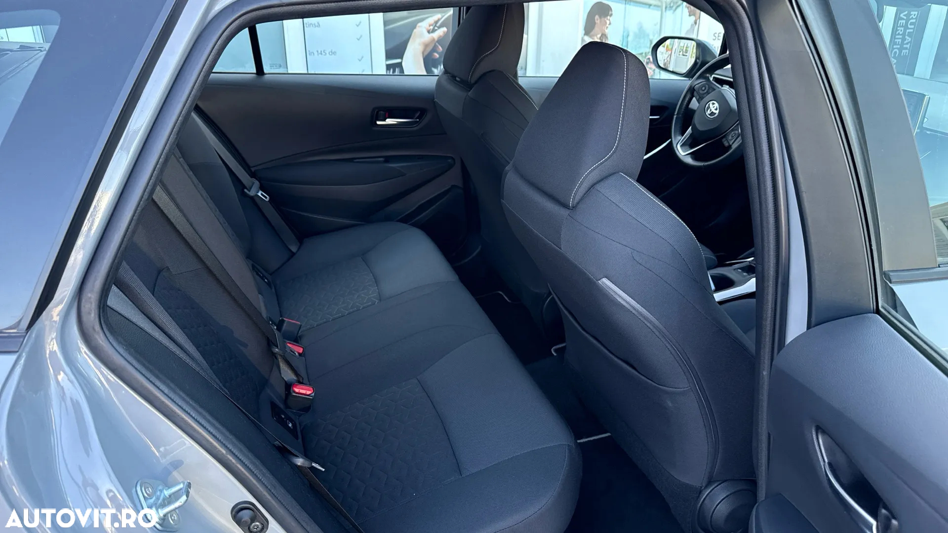 Toyota Corolla 2.0 HSD TS Dynamic tapiterie Neagra - 13