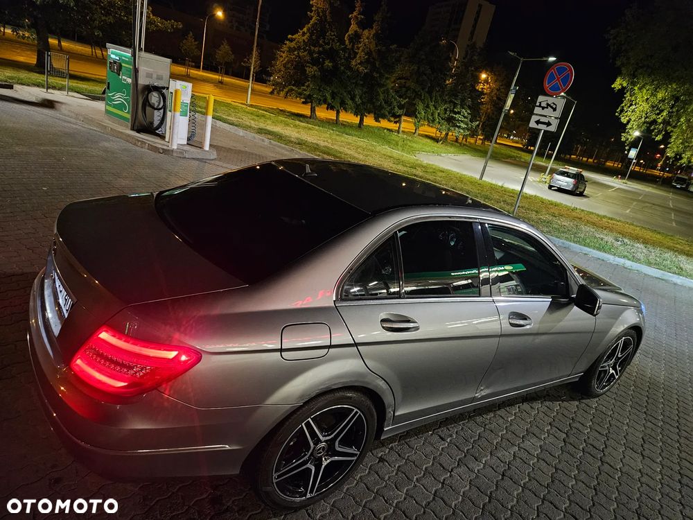 Mercedes-Benz Klasa C - 34