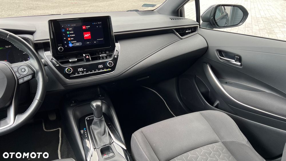 Toyota Corolla 1.8 Hybrid Comfort - 7