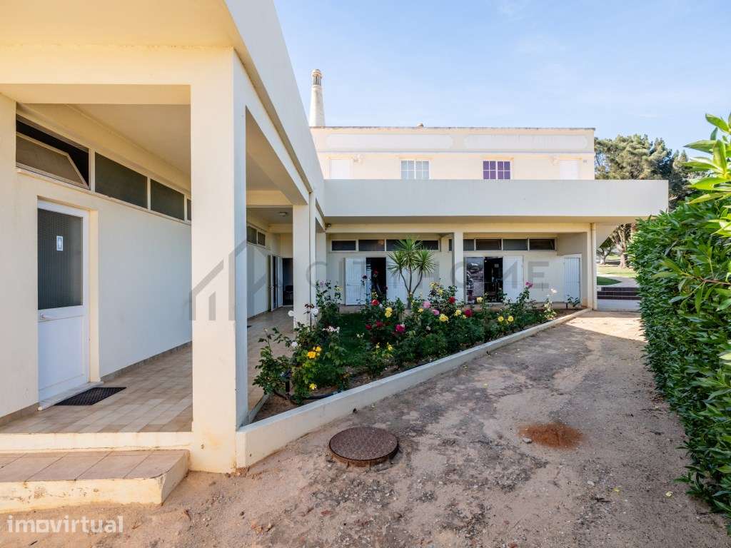 Armazém com Localização Privilegiada em Albufeira - Grande imagem: 3/17