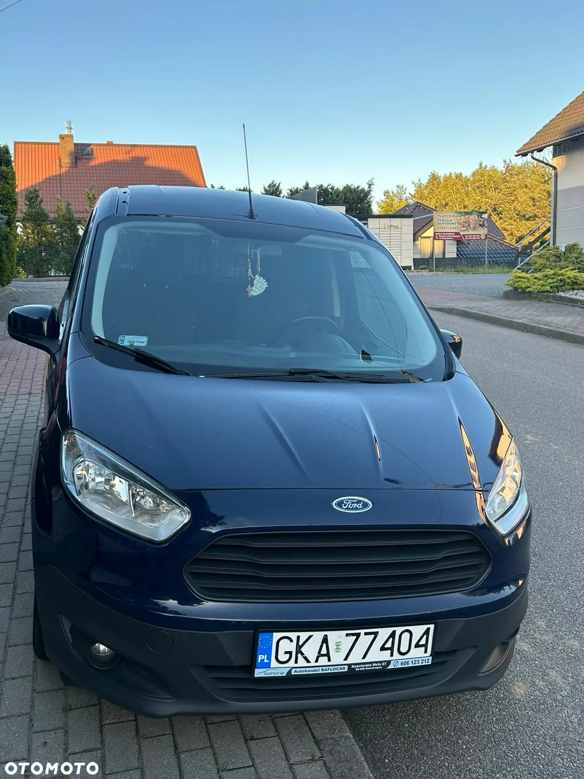 Ford Transit Courier - 2