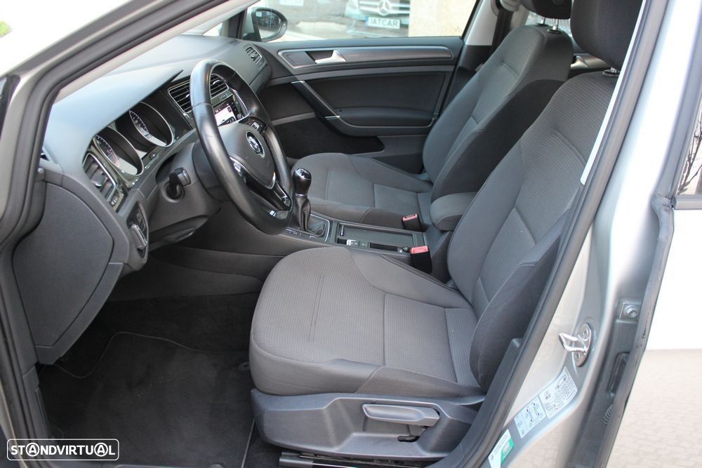 VW Golf Variant 1.6 TDi Trendline - 17