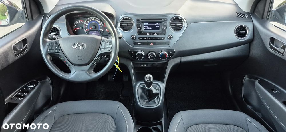 Hyundai i10 - 10