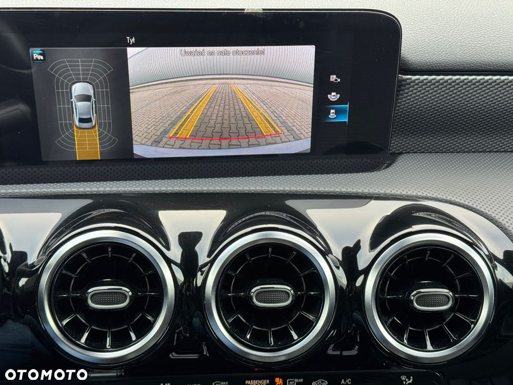 Mercedes-Benz Klasa A 180 Progressive 7G-DCT - 25