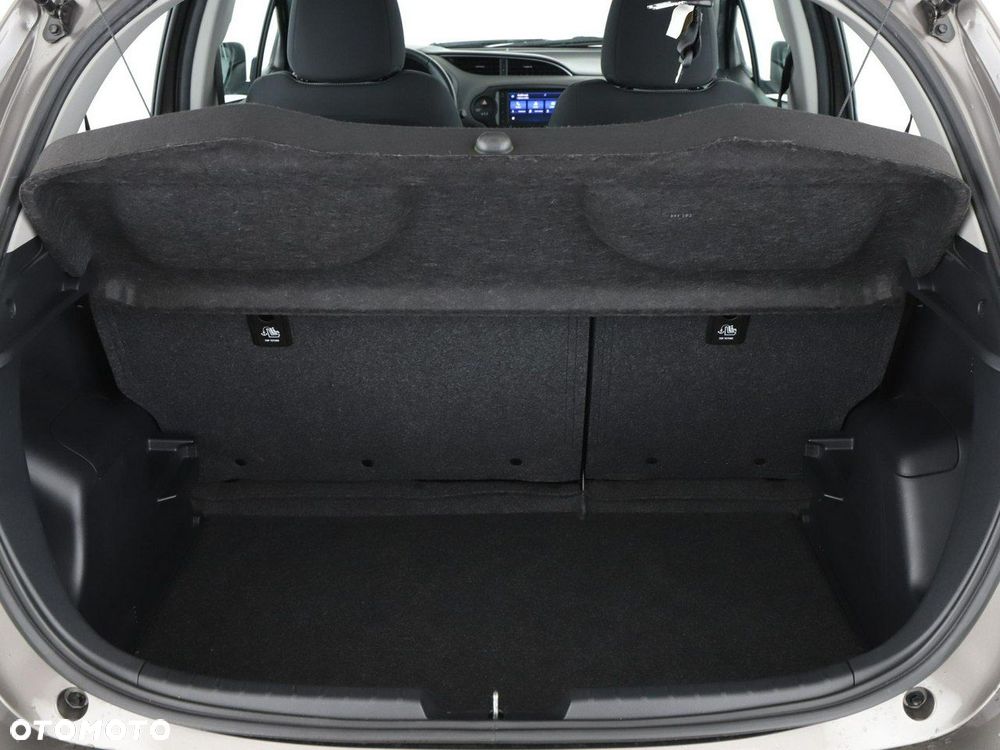 Toyota Yaris Hybrid 100 Active EU6 - 21