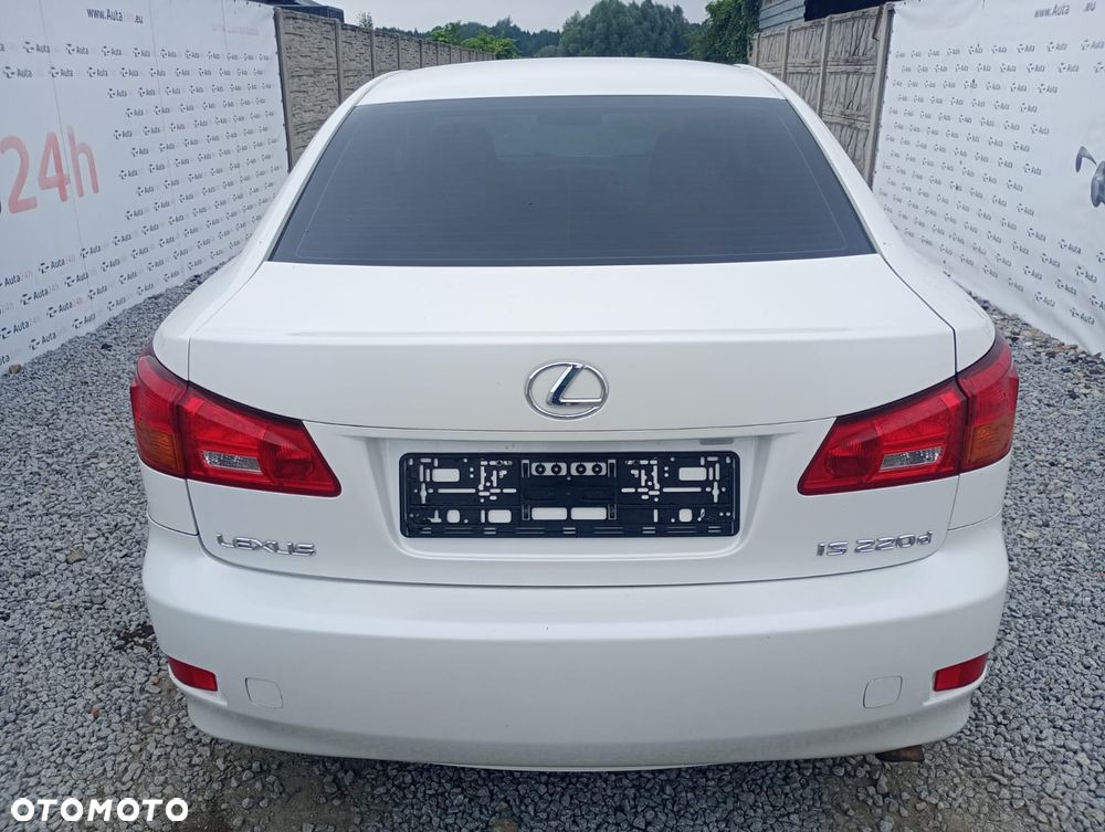 Lexus IS - 6