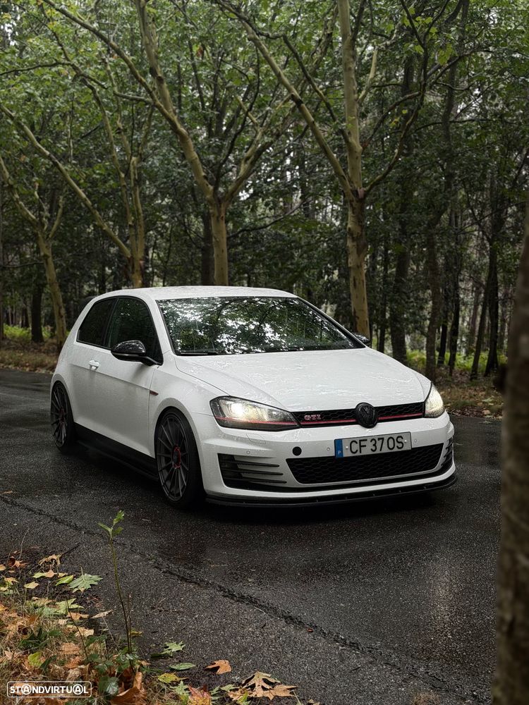 Volkswagen Golf GTI Performance BlueMotion DSG — fotografia 6