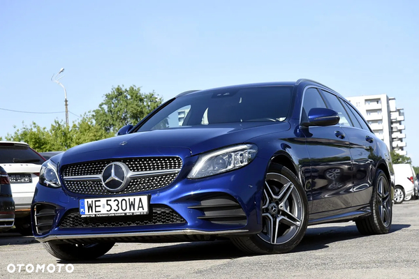 Mercedes-Benz Klasa C 200 4MATIC 9G-TRONIC