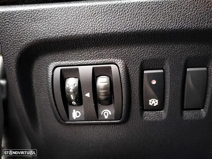 Renault Captur (ENERGY) TCe 90 LIMITED - 41