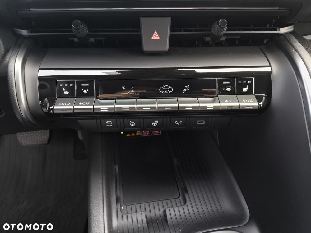 Toyota C-HR - 21