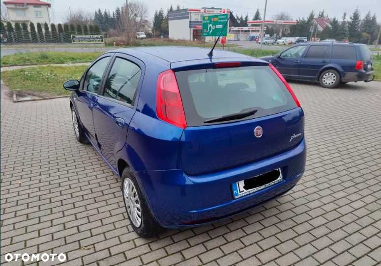 Fiat Grande Punto - 6