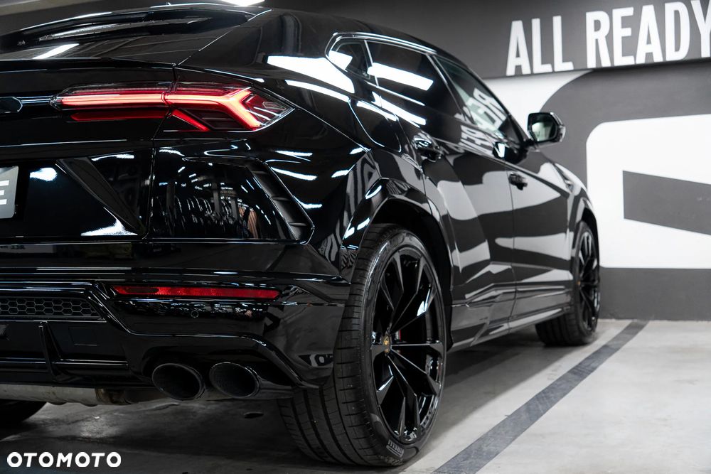 Lamborghini Urus - 18