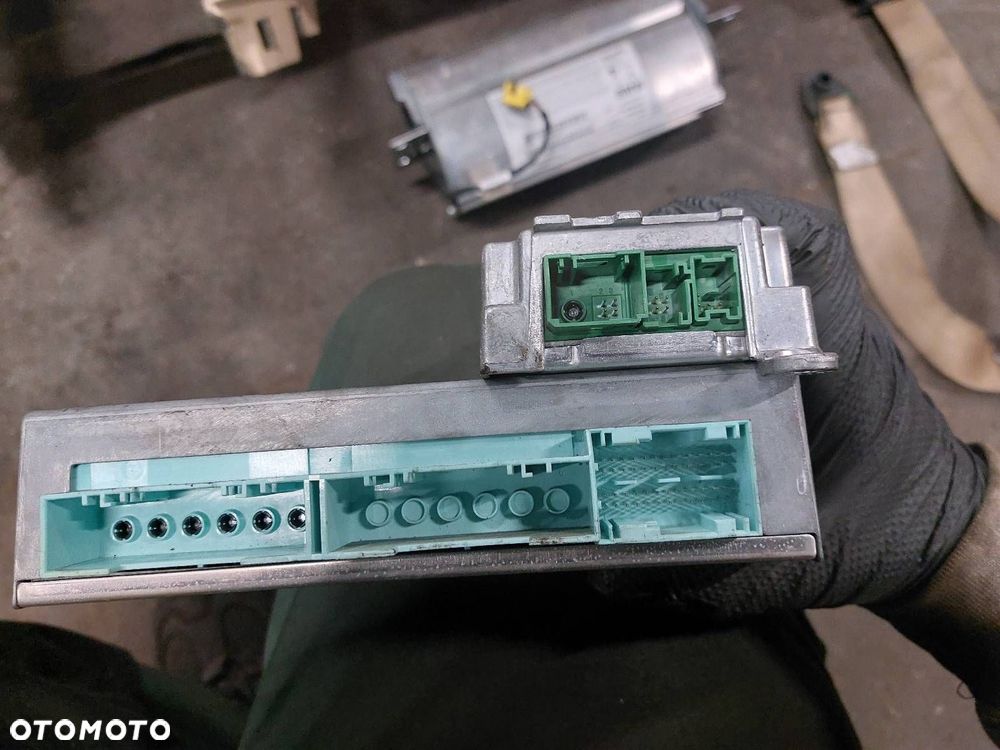 ZESTAW AIRBAG POSTRZAŁOWY BMW E60 520i 6938930 39703970807F 33676138003A - 4