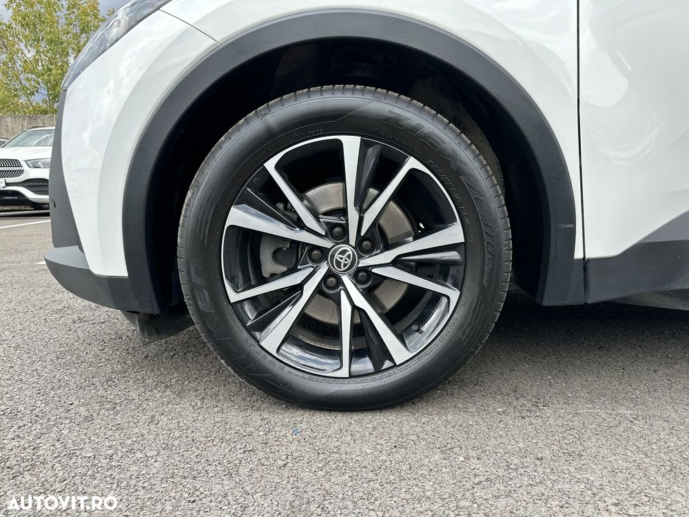 Toyota C-HR - 14