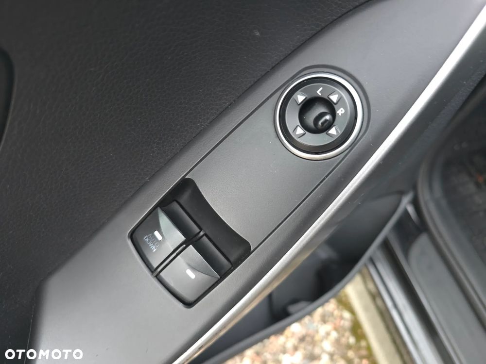 Hyundai i30 blue 1.4 Classic - 20