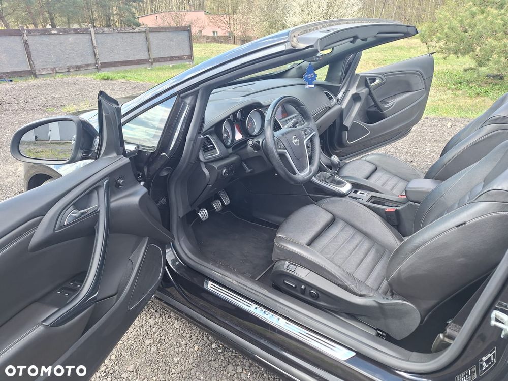 Opel Cascada 1.6 T Cosmo S&S - 15