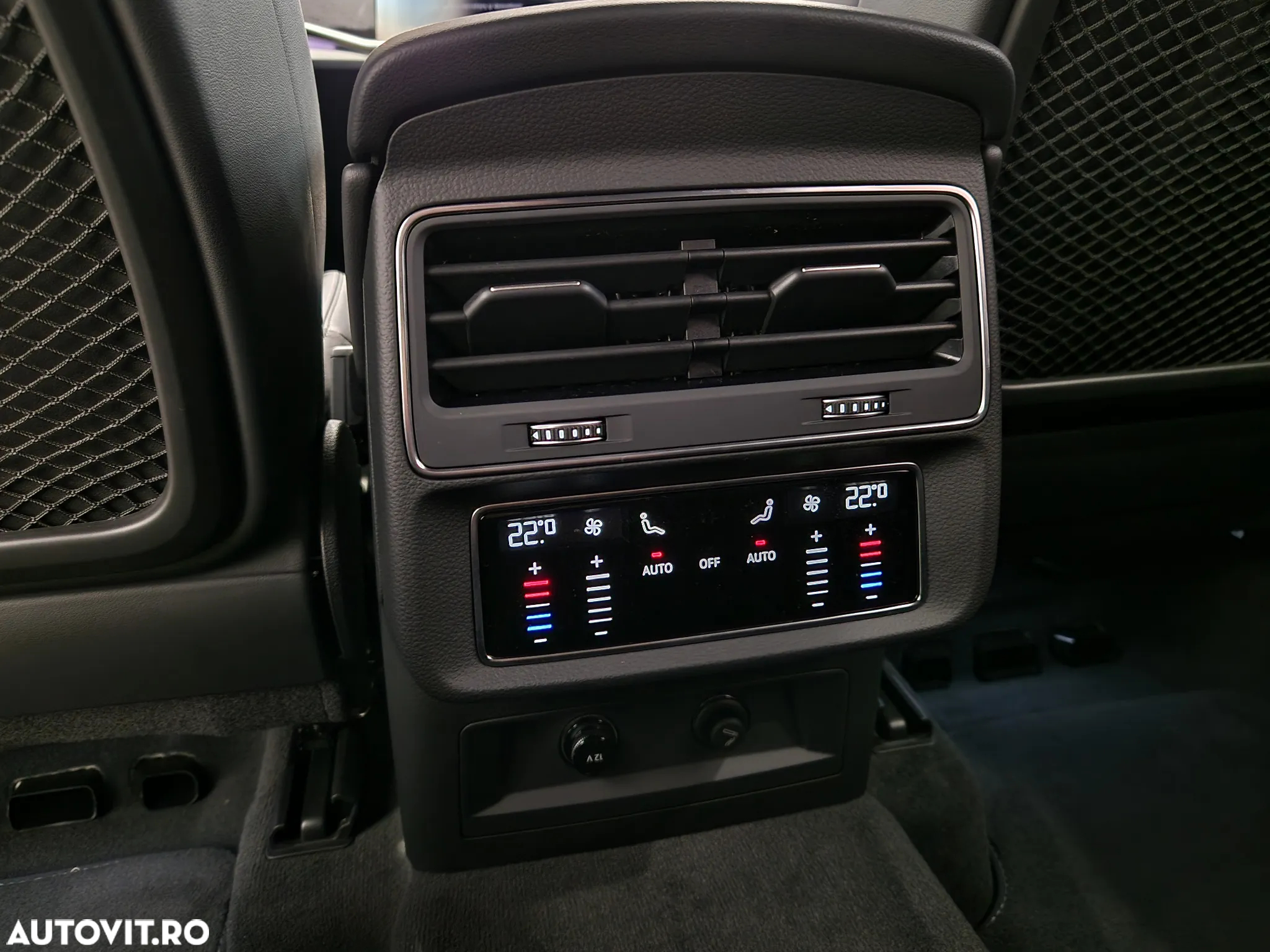 Audi Q7 3.0 55 TFSI quattro Tiptronic S Line - 33